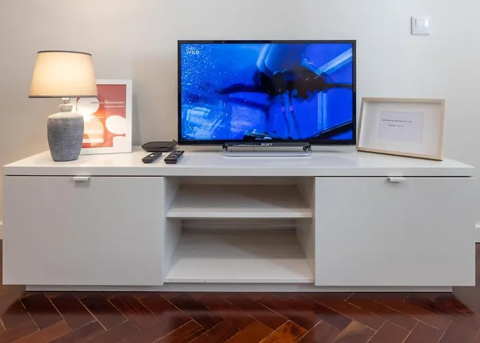 Casa Do Largo - Cozy Apartment In The City Center & With Ac