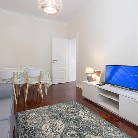 Casa Do Largo - Cozy Apartment In The City Center & With Ac Lisbon Exterior photo